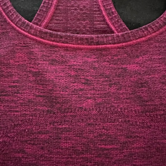 Lululemon Racerback Maroon/Black marled. Size 8 - Picture 3 of 5